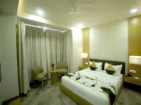 Alexander Luxury Hotel