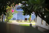 White Rose Beach Resort Các khách sạn ở Marawila
