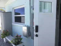 Venice Beach Studio-Centrally Located-Great Price-Clean-Private