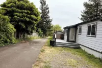 Bayside Casita Upgraded &In Town