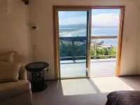 Panoramic Ocean Views walk to the Beach