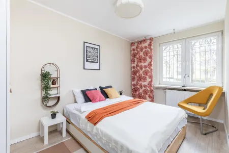 SuperApart Ciasna 8a - Blisko Starego Miasta Отели рядом с достопримечательностью «Дворец культуры и науки»