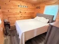 Cozy Cabin of the Ozarks Lake View Cabin 拉塞爾住宿飯店