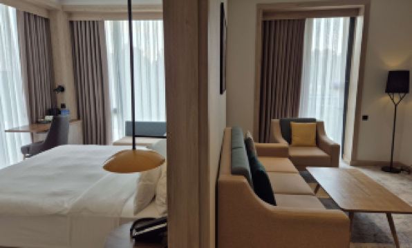 Hilton Garden Inn Termez Airitom