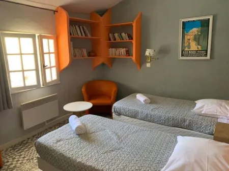 Maison de Village en Pierres, à 5minutes de L'isle sur la Sorgue