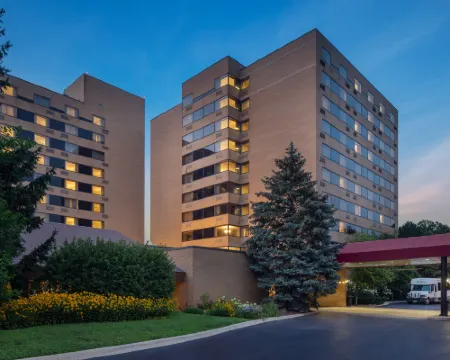 Hilton Chicago/Northbrook Hotels in Northbrook