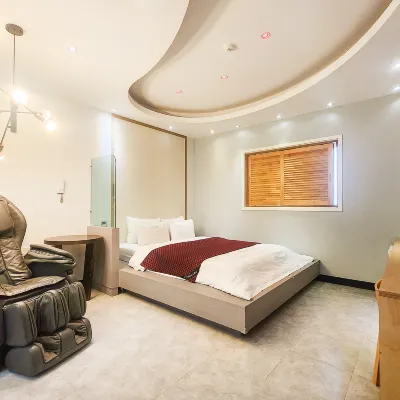 Jeju Venus Unmanned Hotel โรงแรมใกล้เอเวอริสกอล์ฟแอนด์รีสอร์ท