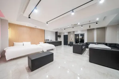 Yongin Hotel Moonrise Hotell i Suji-gu