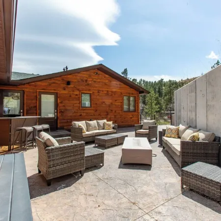 Modern Smart House - 2BR/2BA - Wildlife Views - 2 Patios + Fire Pits