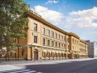 The Hotel Maria فنادق في 