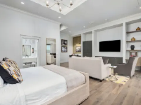 The Flying Fifty Hotel Hotels in Cullman