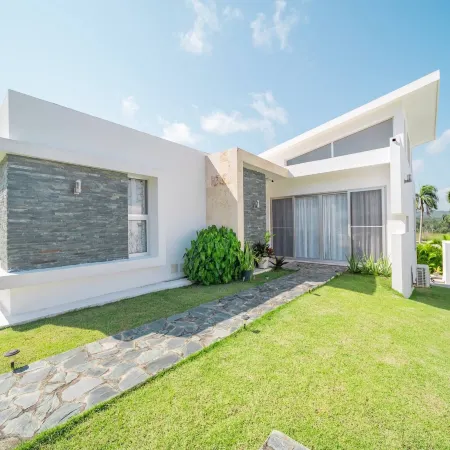 Amazing 2Br Villa Near Surfing Beaches