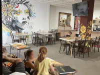 The Sydney Hotel Отели рядом с достопримечательностью «Радужная улица»