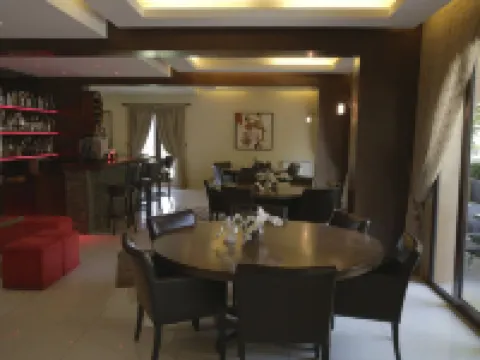 洛奇旅館酒店 Faraiya酒店