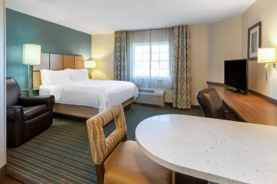 Candlewood Suites West Springfield Hôtels à : West Springfield