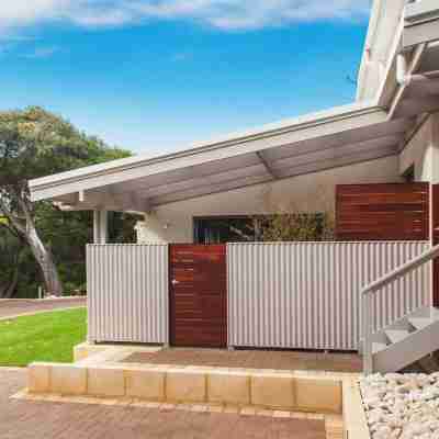 Margaret River Beach Studios Hotel Exterior