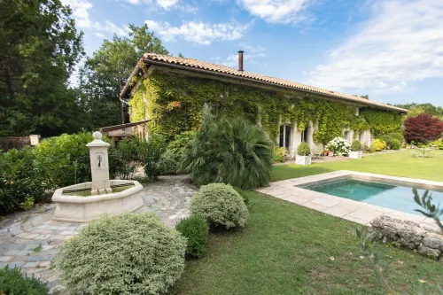 Chambres d'hôtes Domaine de Ginouilhac