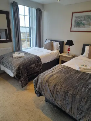 Schooner Hotel