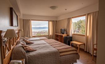 Altos Ushuaia Hotel & Resto
