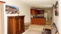 39 on Nile Guest House Hotels in Bluewater Bay