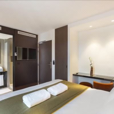 Superior Double Room Hotel Scarlett Paris Promo Code