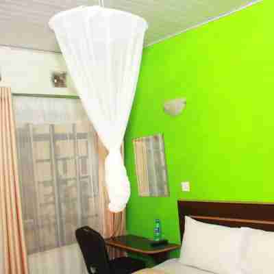 多佛飯店邦多 Rooms