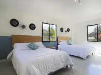 Soy Local Guatape Hotels in Penol