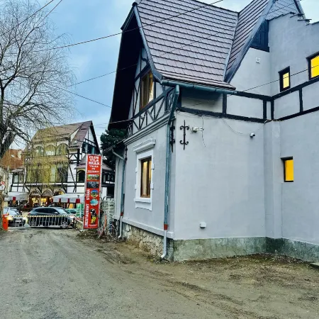 5 to Stay Close to the Castle