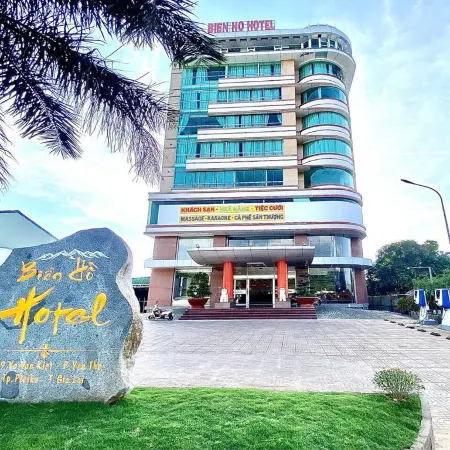 Hoàng Vũ Biển Hồ Hotel