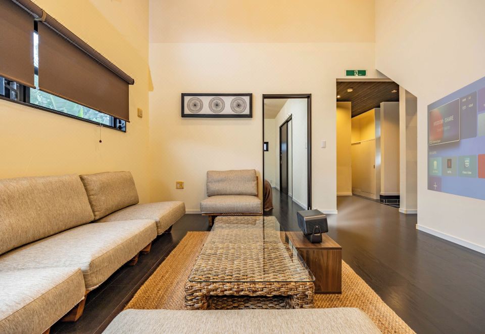 1688 하우스 추라우미의 외관