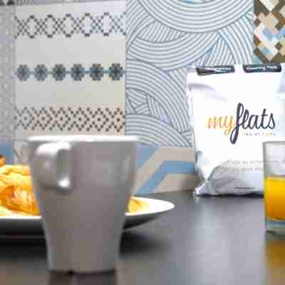 MyFlats 老角落 Dining/Meeting Rooms