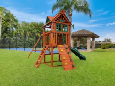 Spacious Home Wpool Tennis Court Hotels in Plantation