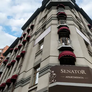 Senator Victory Square Отели рядом с достопримечательностью «Андреевская церковь»