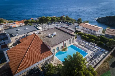 Côté Thalasso Hôtel & Spa Marin - Banyuls sur Mer Hôtels à proximité de : Phare du Cap Cerbère