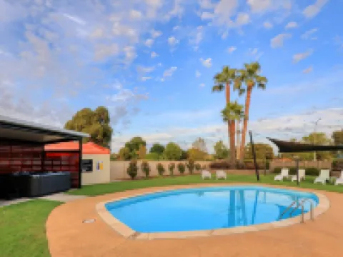 Motel Meneres Hotels in Corowa