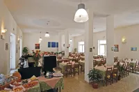 Hotel Happy - Bữa sáng