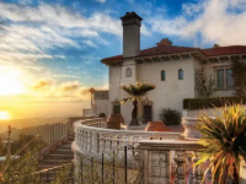 近赫斯特城堡凱藝酒店 聖路易斯－奧比斯波縣酒店