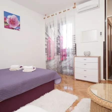 Studio Apartment Tina