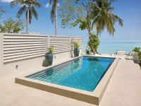 Villa Park Sun Island Resort - Pools