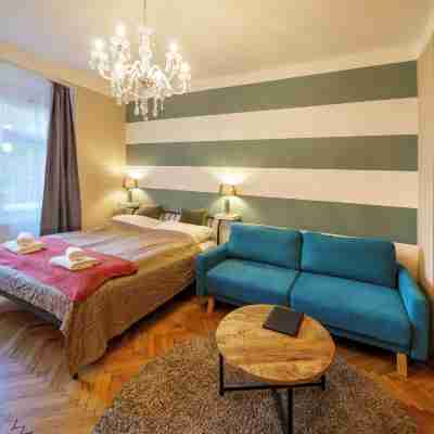 Old Town - 2 Room Apartment with Balcony Dlouhá Rooms