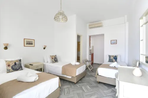 Hara Studios and Apartments