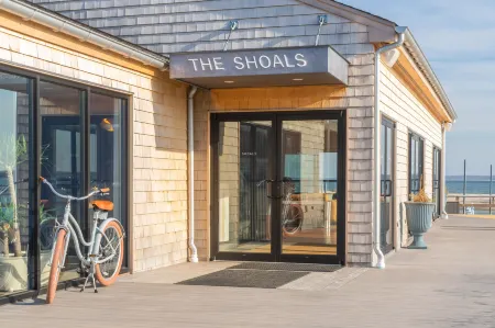 The Shoals Suites & Slips