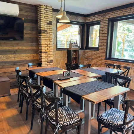 Villa Iskar Lake Residence