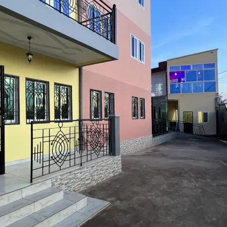 Primeshare Luxury Apartments -3 Bedrooms