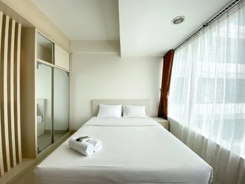 Minimalist and Strategic Studio Apartment at Grand Kamala Lagoon
