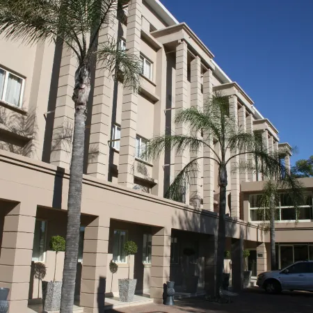 Apollo Hotel