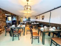 Inn at the Falls - breakfast