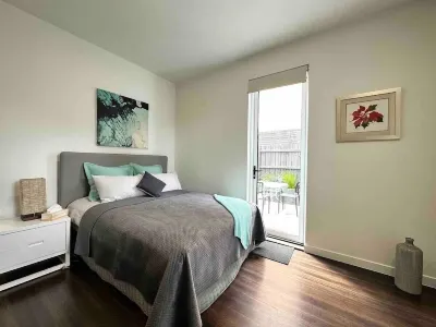 Luxury and grandeur with private courtyard Hotels near Swinburne University of Technology