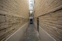 Luxury 3-Bedroom Apartment ~ Walk To Capitol!  호텔