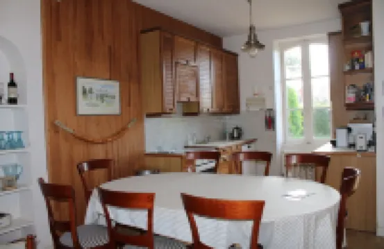 "Les Flots" - 10p - Beach direct access - parking (3 cars)